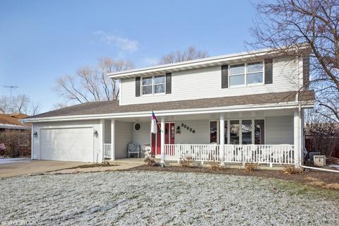 25226 W Willow Dr, Plainfield, IL 60544 photo 1