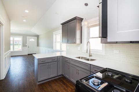 7432 W 64th Pl, Summit, IL 60501 photo 4
