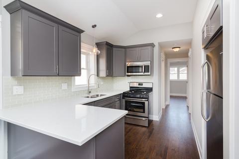 7432 W 64th Pl, Summit, IL 60501 photo 3