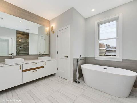 2429 N Artesian Ave, Chicago, IL 60647 photo 24