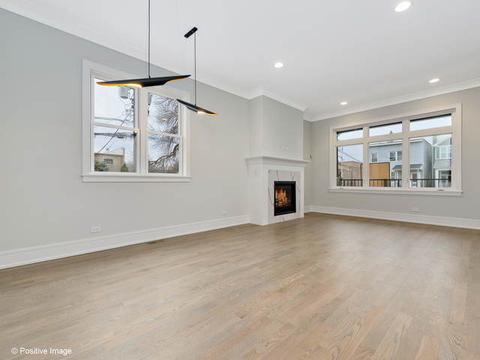 2429 N Artesian Ave, Chicago, IL 60647 photo 3