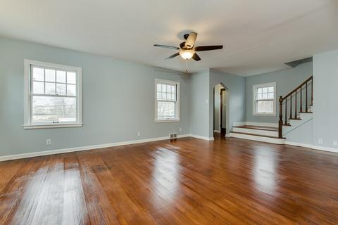 117 E 12th St, Lockport, IL 60441 photo 4