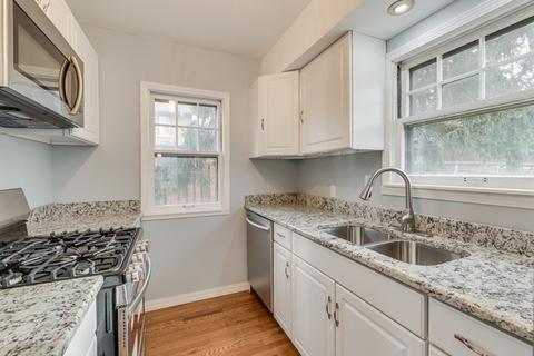 117 E 12th St, Lockport, IL 60441 photo 10