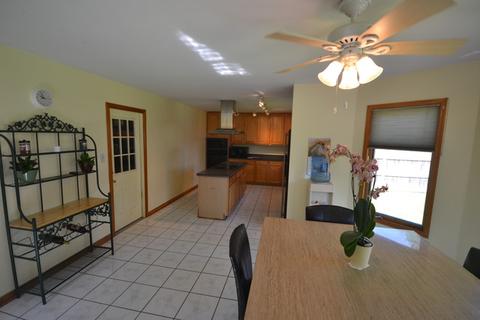 978 Oceanside Ter, Bartlett, IL 60103 photo 5