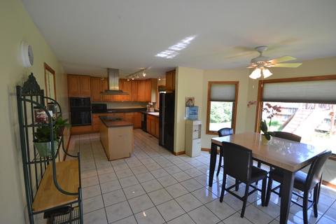 978 Oceanside Ter, Bartlett, IL 60103 photo 4