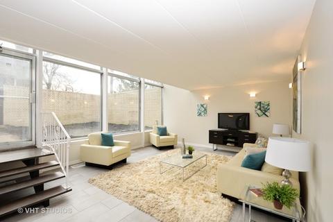 1148 E 48th St, Chicago, IL 60615 photo 2