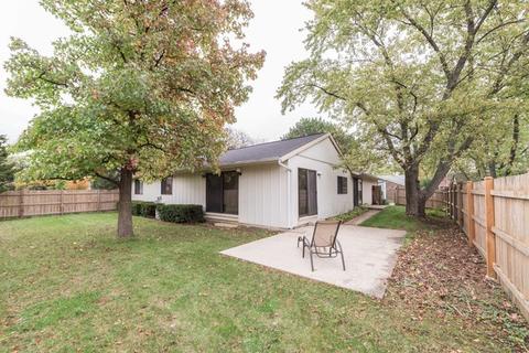 735 E Devon Ave, Roselle, IL 60172 photo 21