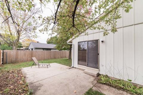 735 E Devon Ave, Roselle, IL 60172 photo 24