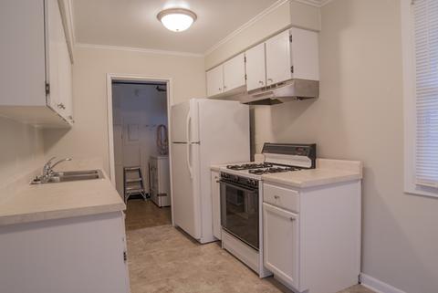 17752 Burnham Ave, Lansing, IL 60438 photo 2