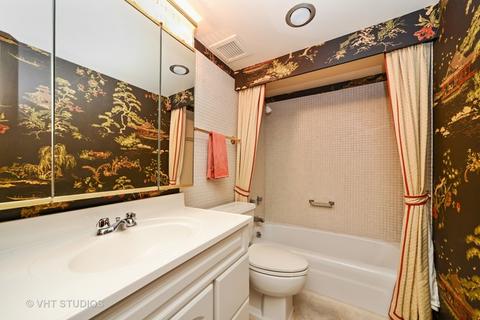 175 E Delaware Pl #7908, Chicago, IL 60611 photo 9