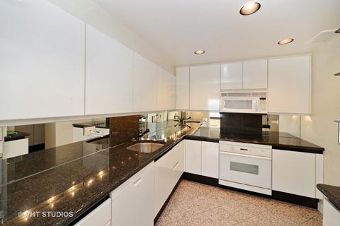 175 E Delaware Pl #7908, Chicago, IL 60611 photo 4