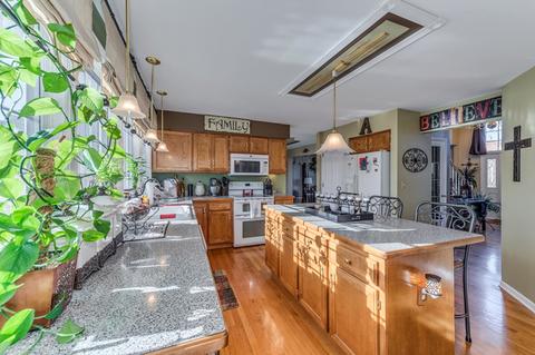 13637 Eagles Perch Ct, Plainfield, IL 60544 photo 12