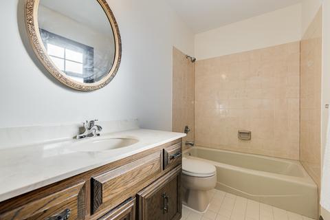 2214 Barger Ct, Wheaton, IL 60189 photo 22