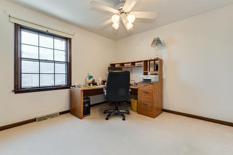 2214 Barger Ct, Wheaton, IL 60189 photo 21