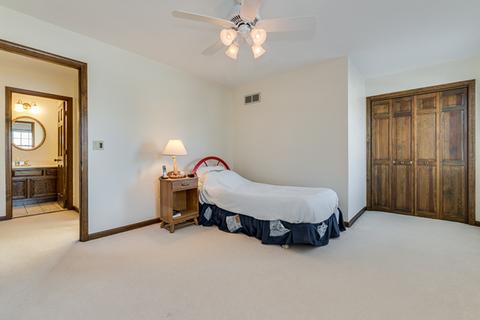 2214 Barger Ct, Wheaton, IL 60189 photo 18