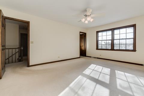 2214 Barger Ct, Wheaton, IL 60189 photo 16