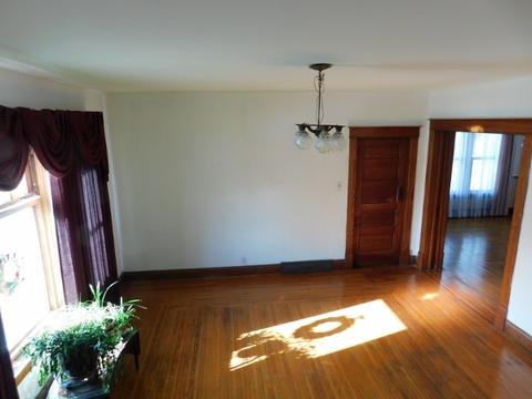 303 E North St, Creston, IL 60113 photo 7