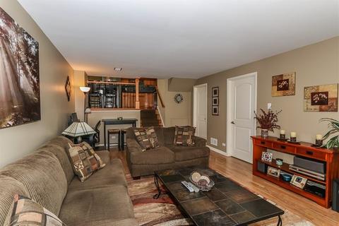 681 Catalpa Ln, Bartlett, IL 60103 photo 14