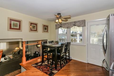 681 Catalpa Ln, Bartlett, IL 60103 photo 10
