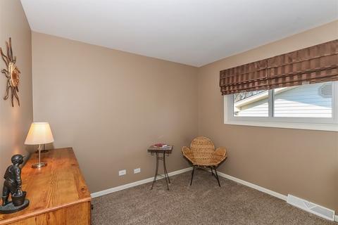 681 Catalpa Ln, Bartlett, IL 60103 photo 21
