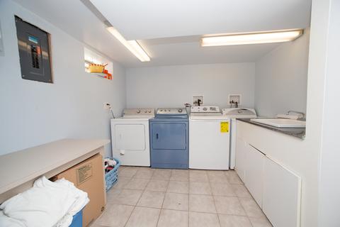 8024 S Kolin Ave, Chicago, IL 60652 photo 24