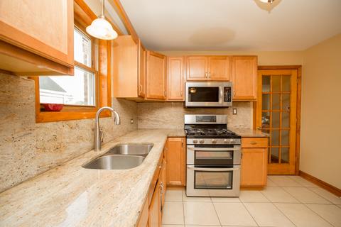8024 S Kolin Ave, Chicago, IL 60652 photo 5