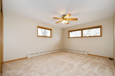 3123 Patton Dr, Des Plaines, IL 60018 photo 10