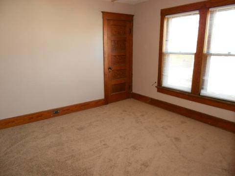 919 Cedar Ave, Elgin, IL 60120 photo 7