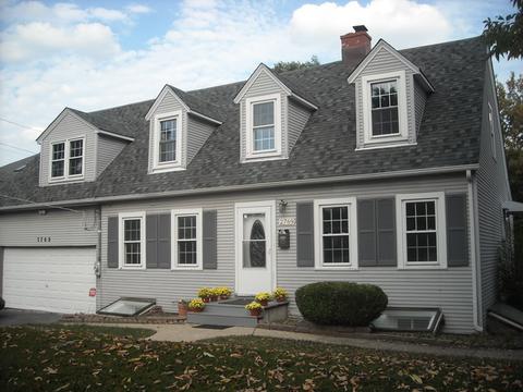 2769 Maple St, Des Plaines, IL 60018 photo 1