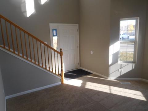 21515 Eich Dr, Crest Hill, IL 60403 photo 4