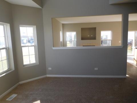 21515 Eich Dr, Crest Hill, IL 60403 photo 5