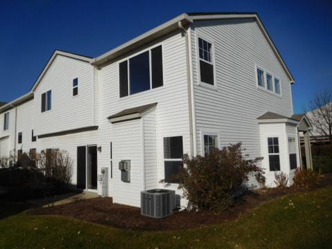 21515 Eich Dr, Crest Hill, IL 60403 photo 2