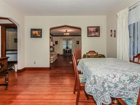 765 Buckeye St, Elgin, IL 60123 photo 5
