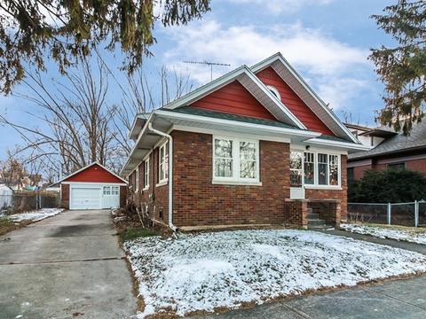 765 Buckeye St, Elgin, IL 60123 photo 2