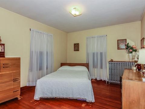 765 Buckeye St, Elgin, IL 60123 photo 10