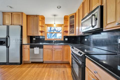 1135 E Juniper Ln, Mount Prospect, IL 60056 photo 9