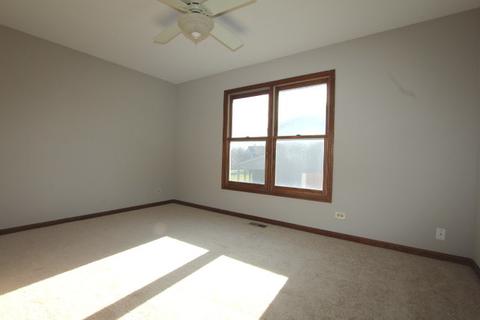 740 Roaring Brook Ln, Algonquin, IL 60102 photo 10