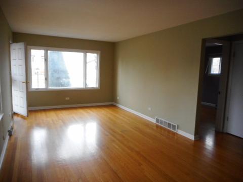 279 Mors Ave, Wheeling, IL 60090 photo 3