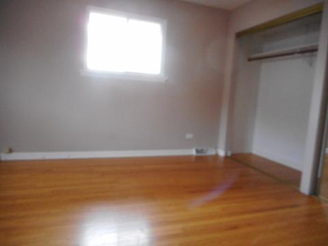 279 Mors Ave, Wheeling, IL 60090 photo 7