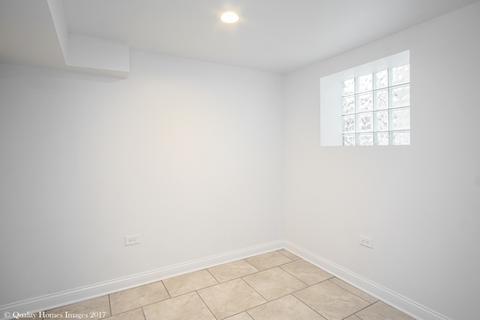 7635 S Champlain Ave, Chicago, IL 60619 photo 22