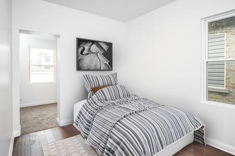 7635 S Champlain Ave, Chicago, IL 60619 photo 10