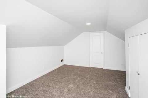 7635 S Champlain Ave, Chicago, IL 60619 photo 14