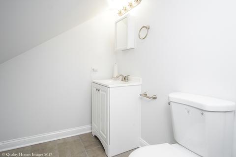 7635 S Champlain Ave, Chicago, IL 60619 photo 18