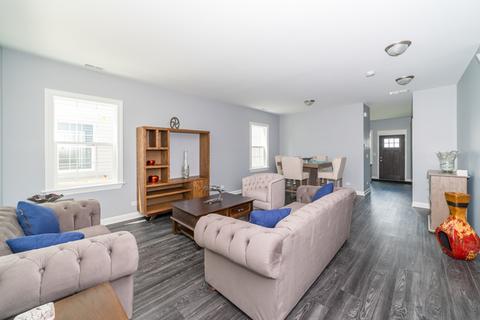 7639 W 62nd Pl, Summit, IL 60501 photo 2