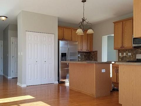 400 Hackney Ln, Oswego, IL 60543 photo 4