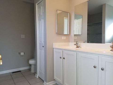 400 Hackney Ln, Oswego, IL 60543 photo 17