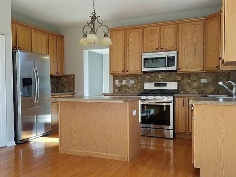 400 Hackney Ln, Oswego, IL 60543 photo 5