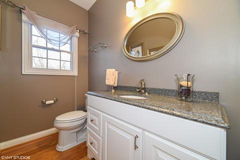 1044 Hudson Ct, Bartlett, IL 60103 photo 23