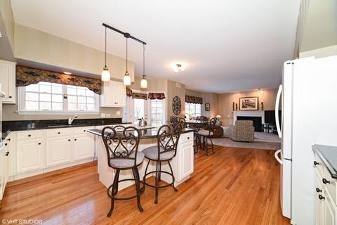 1044 Hudson Ct, Bartlett, IL 60103 photo 6