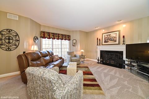 1044 Hudson Ct, Bartlett, IL 60103 photo 8